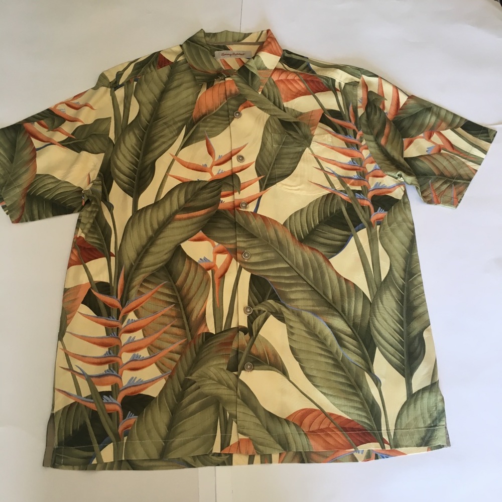 Tommy Bahama Hawaiian shirt size M